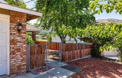 21104 Hillcrest Court, Tehachapi, CA 93561