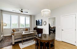 7707 Bluebonnet Blvd, Baton Rouge, LA 70810