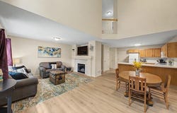 9405 Greenspire Drive, West Des Moines, IA 50266