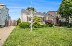 23135 Melrose Avenue, Eastpointe, MI 48021