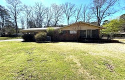 1724 Dogwood, Magnolia, AR 71753