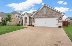 912 Cumberland Street, McGregor, TX 76657