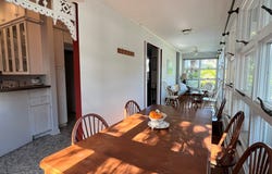 4 LEE ST, ONANCOCK, VA 23417