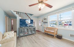 6 Franklin Pl, Brigantine, NJ 08203