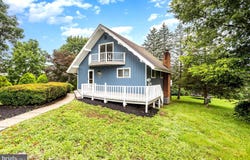 15 PEMBERTON DRIVE, EAST BERLIN, PA 17316