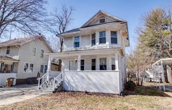 924 Johnson Street, Carlinville, IL 62626