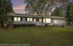 3520 Twilight Lane, Lansing, MI 48906