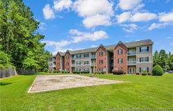 612 Marshtree Lane unit: 304, Fayetteville, NC 28314