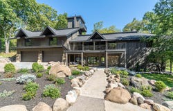 W2530 Krueger Rd, Lake Geneva, WI 53147