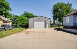 620 E Broadway, Enid, OK 73701