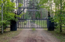 26308 SW Metke Lane, Camp Sherman, OR 97730