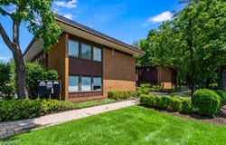 8 Shunpike Rd, Madison Boro, NJ 07940-2740