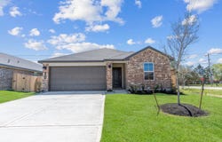 305 Robin Street, ANGLETON, TX 77515