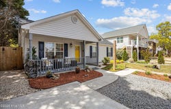 111 NW 10th Street, Oak Island, NC 28465