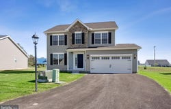 156 LEDGER DRIVE, HANOVER, PA 17331