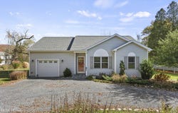 22 Luce Rd, Williamstown, MA 01267