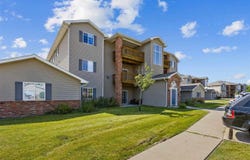2743 Triple Crown Ln, IowaCity, IA 52240
