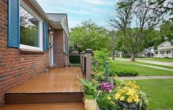 618 W Houstonia Avenue, Royal Oak, MI 48073