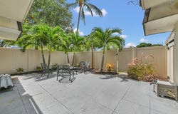 7315 73rd Way, West Palm Beach, FL 33407
