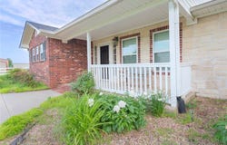 2284 East Roping Road, Atoka, OK 74525