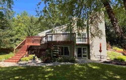 33590 Cedar View Ln., St. Peter, MN 56082