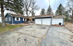 726 Cambridge Drive, Battle Creek, MI 49015