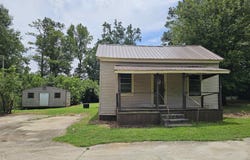 21684 E Highway 72, Clinton, SC 29325