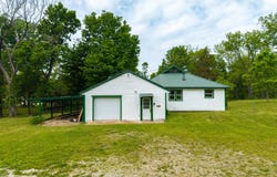 105 Cedar Bluff, Cabool, MO 65689