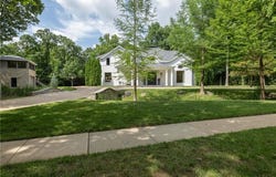 2022  W Osage  BND, Fayetteville, AR 72701