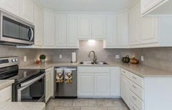 832 Chateau Valee Circle, Bedford, TX 76022