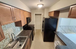707 Meadowbrook Dr, Hamilton Township, NJ 08330