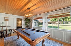 230 Bushwhacker Dr, Mabank, TX 75156