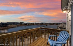 113 Anchor Drive, Surf City, NC 28445