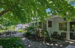 4 LOW Road, NEW HOPE, PA 18938
