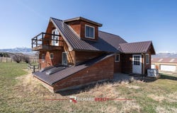 16 Caddis Ln, Cody, WY 82414
