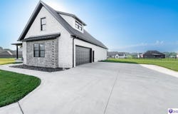 121 Liam Court, Shepherdsville, KY 40165