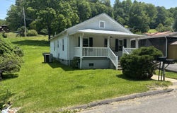 181 Powerhouse Hollow, Clintwood, VA 24228