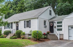 27 Whitla Drive, Worcester, MA 01604