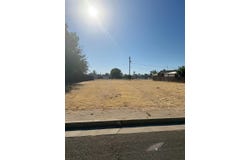 800 Whitney, Dinuba, CA 93618
