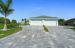 1107 SE 38 ST, Cape Coral, FL 33904