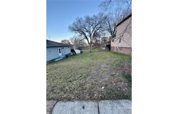 208 Whittier St, Vandergrift, PA 15690