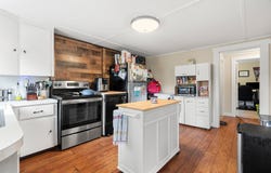 17 Lawson Avenue, Franklin, NH 03235