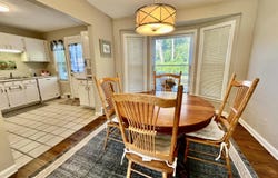 392 Neff Road, Grosse Pointe, MI 48230