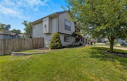 18611 E 9th Terrace N, Independence, MO 64056