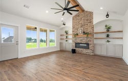 504 Waggoner  LN, Barling, AR 72903