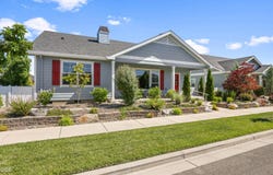 409 Sand Pointe Drive, Central Point, OR 97502