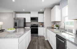 14 IRON HORSE LN, FISHERSVILLE, VA 22939