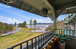 4724 S Arrow Point Dr, Harrison, ID 83833