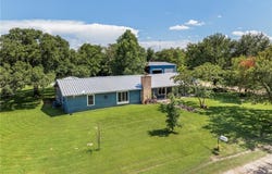 4450 Greenbriar Road, Madisonville, TX 77864