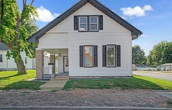 323 N Main Street, Red Bud, IL 62278